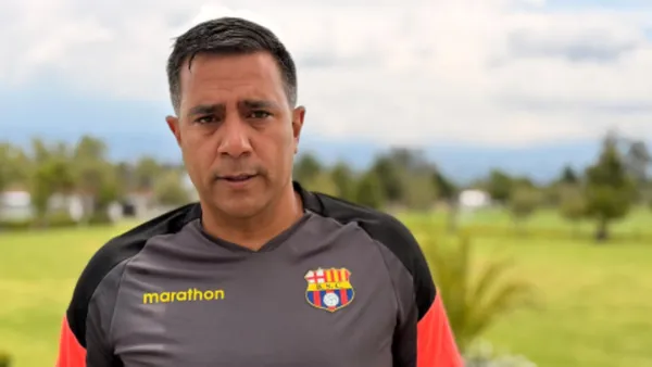 César Farías, entrenador de Barcelona SC