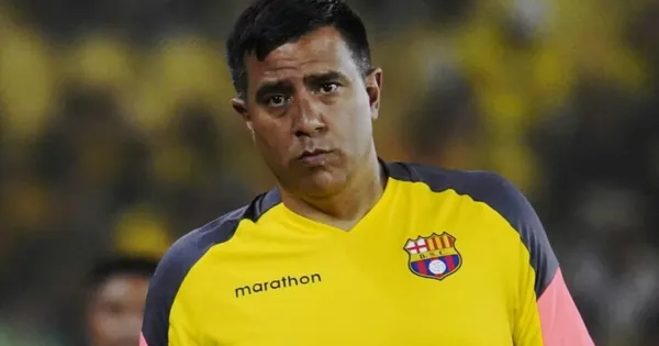 César Farías entrenador de Barcelona SC