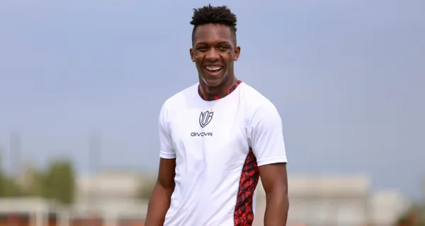 A Djorkaeff Reasco le ha costado ganarse el puesto de titular indiscutible en Newell´s, incluso le llevaron un nuevo delantero para que compita por el puesto