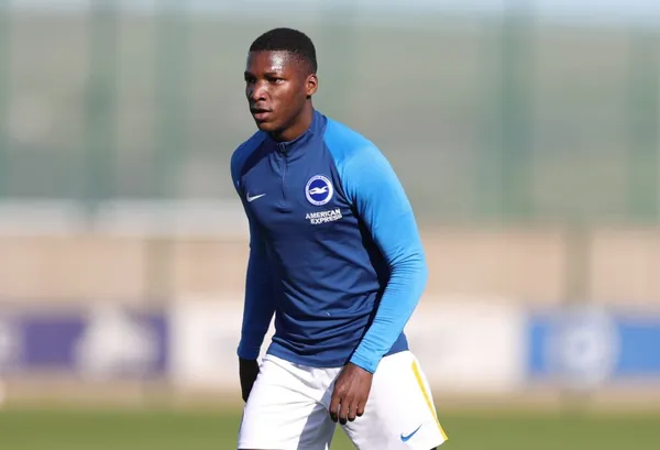 A Moisés Caicedo no le han perdido la pista y conoce los tres grandes equipos que los siguen de cerca, gracias a las buenas relaciones que mantienen con la directiva de Brighton & Hove Albion F. C.