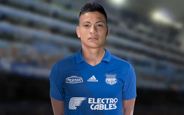 Alexis Zapata demostró en los entrenamientos que merece ser tomado en cuenta para el equipo titular