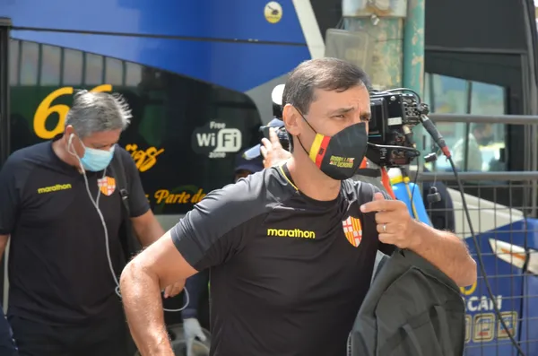 Barcelona no pudo con Orense que pelea por no descender