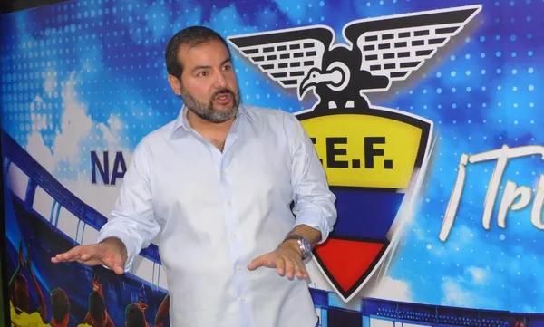 Carlos Manzur, Presidente de la Comisión de Arbitraje en Ecuador dio a conocer cuál sería el tiempo para aplicar el VAR y el costo aproximado.