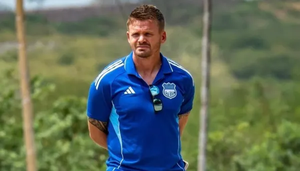 Cristian Nasuti entrenador de Emelec