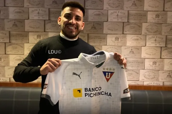 El argentino fue presentado de manera oficial en la sede de Liga de Quito