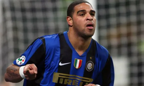 El ecuatoriano tuvo la oportunidad de conocer a la ex gloria brasileña Adriano