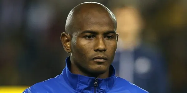 El lateral izquierdo del bombillo tiene una nueva pasión