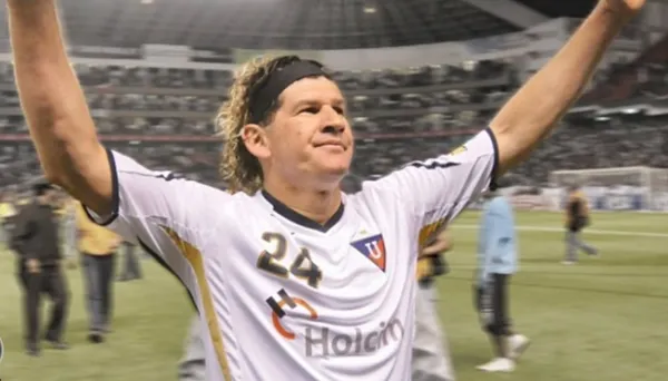 El paraguayo se molestó porque entiende que la hinchada es lo más sagrado en los equipos