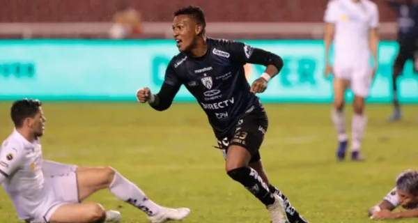 Fernando Guerrero anotó por duplicado con el Cienciano de Perú y demostró sus mejores tiempos