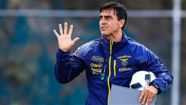 Gustavo Quinteros entrenador argentino