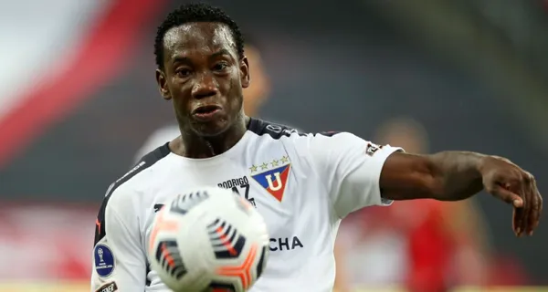 Kunty Caicedo juega en la Segunda Categoría y protagonizó un peculiar momento