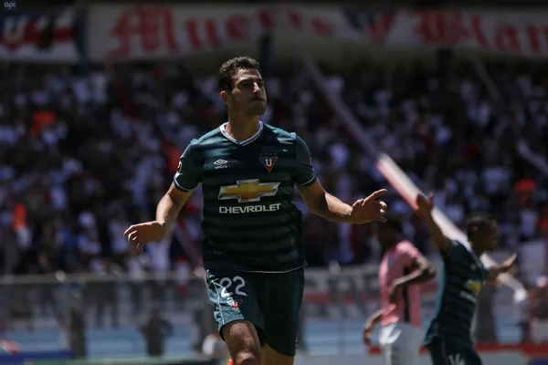 Liga de Quito pagó un millón por el pase de Lucas de Lima y hoy por hoy cuesta muchísimo menos en su nuevo club