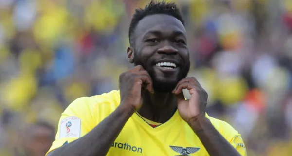 Lo que hizo Felipe Caicedo con su equipo el Abha FC, como para que no lo vuelvan a llamar