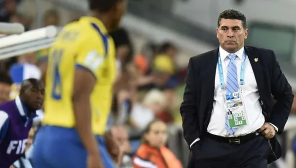 Luis Fernando Suárez habló sobre la derrota frente a Inglaterra