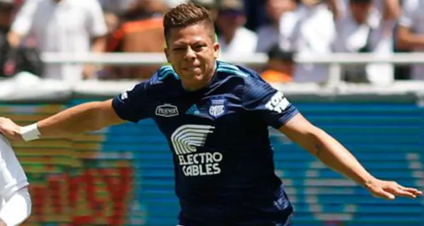 Marlon Mejía ha sido blanco de críticas en Emelec, sobre todo luego de la expulsión ante Barcelona SC donde perdieron la etapa