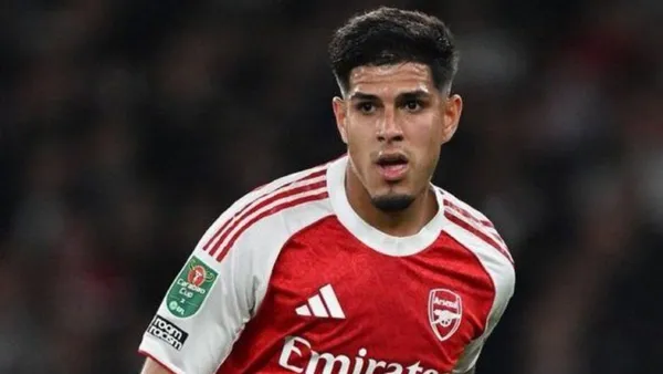 Piero Hincapié volvió al estadio del equipo alemán donde fue campeón invicto