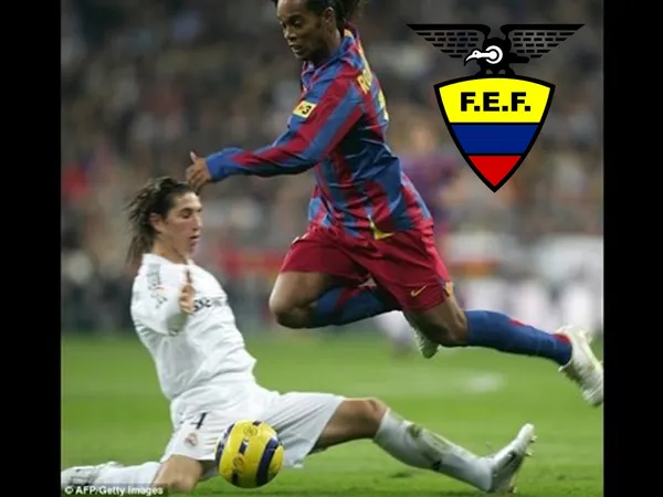 Ronaldinho deslumbró en varias ocasiones con sus jugadas de otro mundo pero un crack ecuatoriano ya lo había realizado