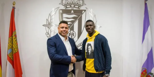 Ronaldo Nazario vino a ver a Stiven Plaza a Independiente del Valle pero no rindió como esperaba en Real Valladolid. El brasileño se replanteó todo