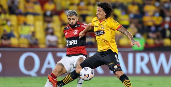 Salió por la puerta de atrás de Barcelona