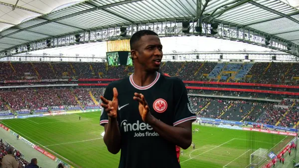 William Pacho destacado como una de las figuras del Eintracht Frankfurt