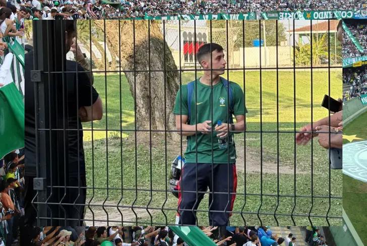 Ecuatoriano con la camiseta de Brasil en las prácticas de la 'Canarinha' (Foto: Bruno Cassucci)