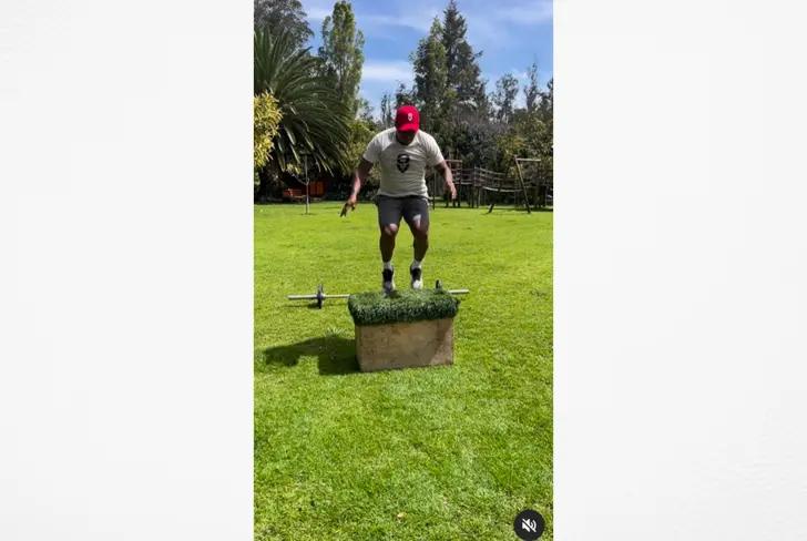 Entrenamiento de Antonio Valencia, tomado de Instagram