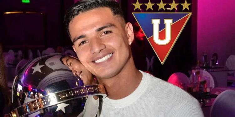 Alexander Alvarado quiere quedarse en Liga de Quito y lo que está dispuesto a hacer para que no lo manden