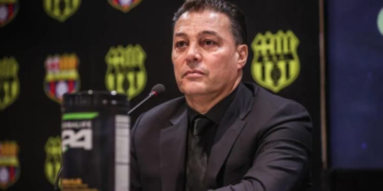 Ya no es presidente de Barcelona SC y mira lo que hará Alfaro Moreno en Estados Unidos