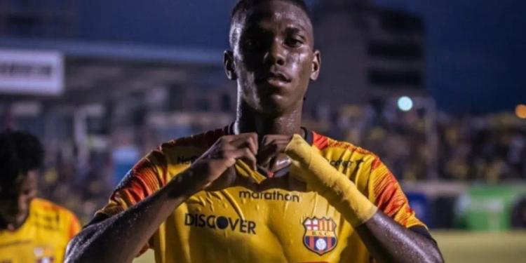 Y Barcelona SC quiso vender a Allen Obando al PSG en USD 6 millones, este es su verdadero precio