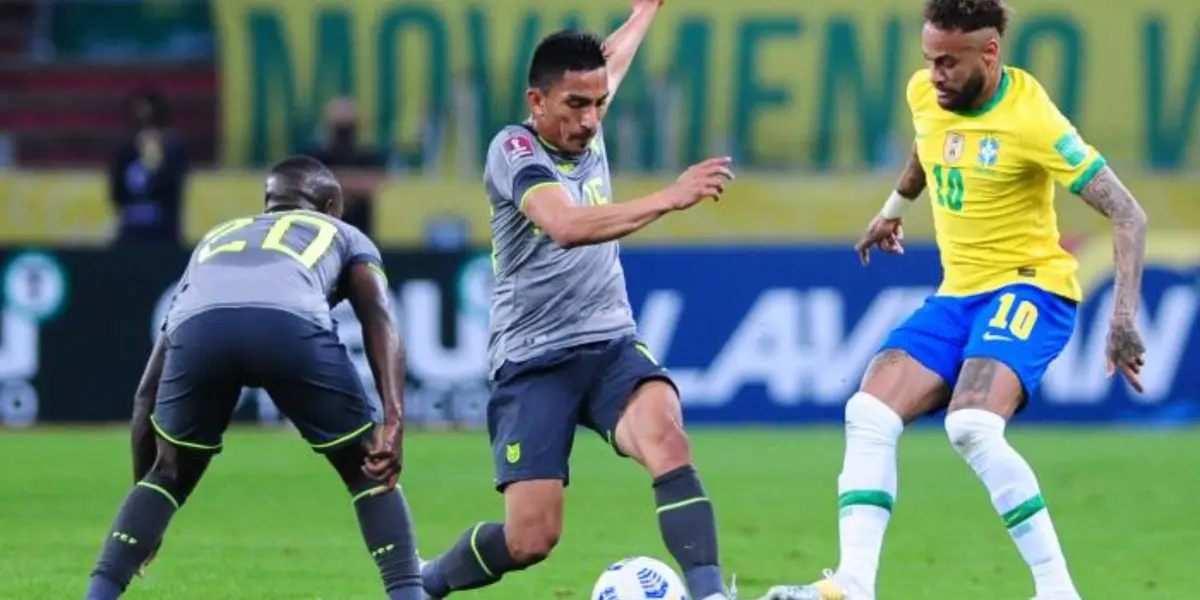 La selección ecuatoriana se enfrentó a Brasil en el compromiso por eliminatorias, en un resultado polémico, y Lira quién se quedó con la camiseta de Neymar