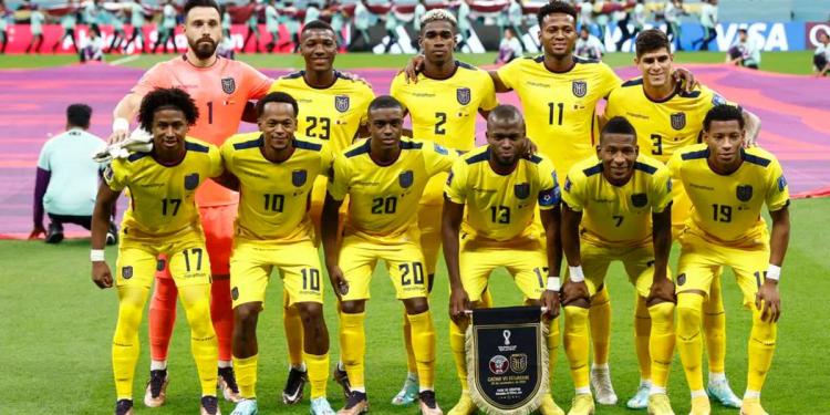 Así alinearía Becacece a la Selección Ecuatoriana, para buscar los 3 puntos ante Paraguay de Gustavo Alfaro