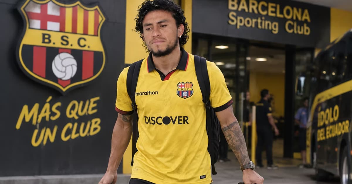 Joao Rojas saliendo de Barcelona SC