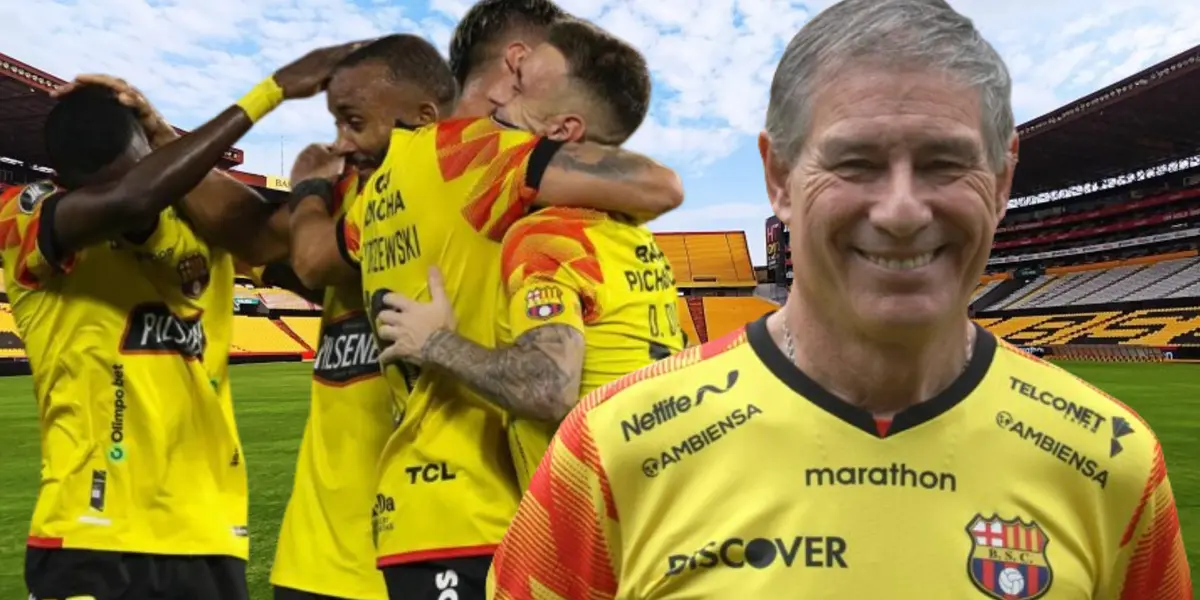 Ariel Holan y jugadores de Barcelona SC (Foto tomada de: Barcelona SC/API)