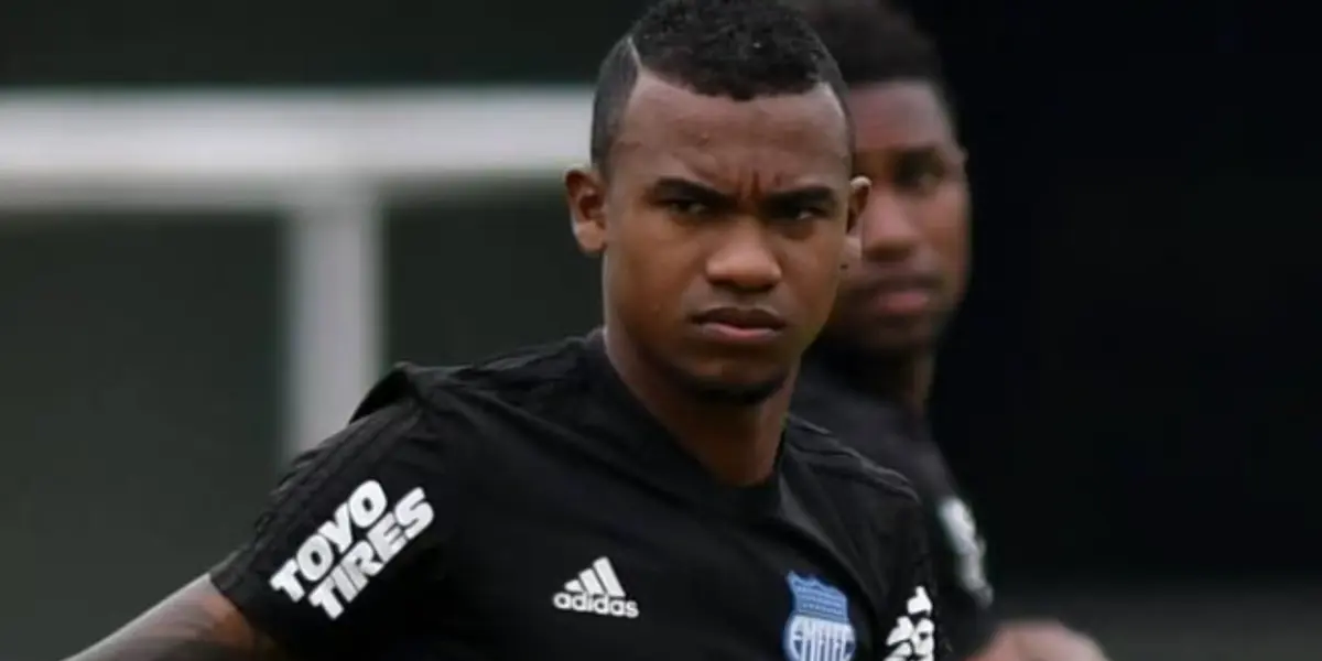 Dixon Arroyo ya no es tomado en cuenta en Emelec luego del problema que armó en la concentración