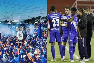 Los hinchas de Emelec no se quedaron de brazos cruzados ante el mal momento del club