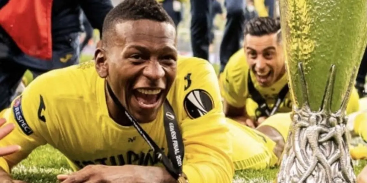 Pervis Estupiñán llegó a ganar la Europa League con el Villarreal y es el segundo ecuatoriano en levantar este torneo europeo